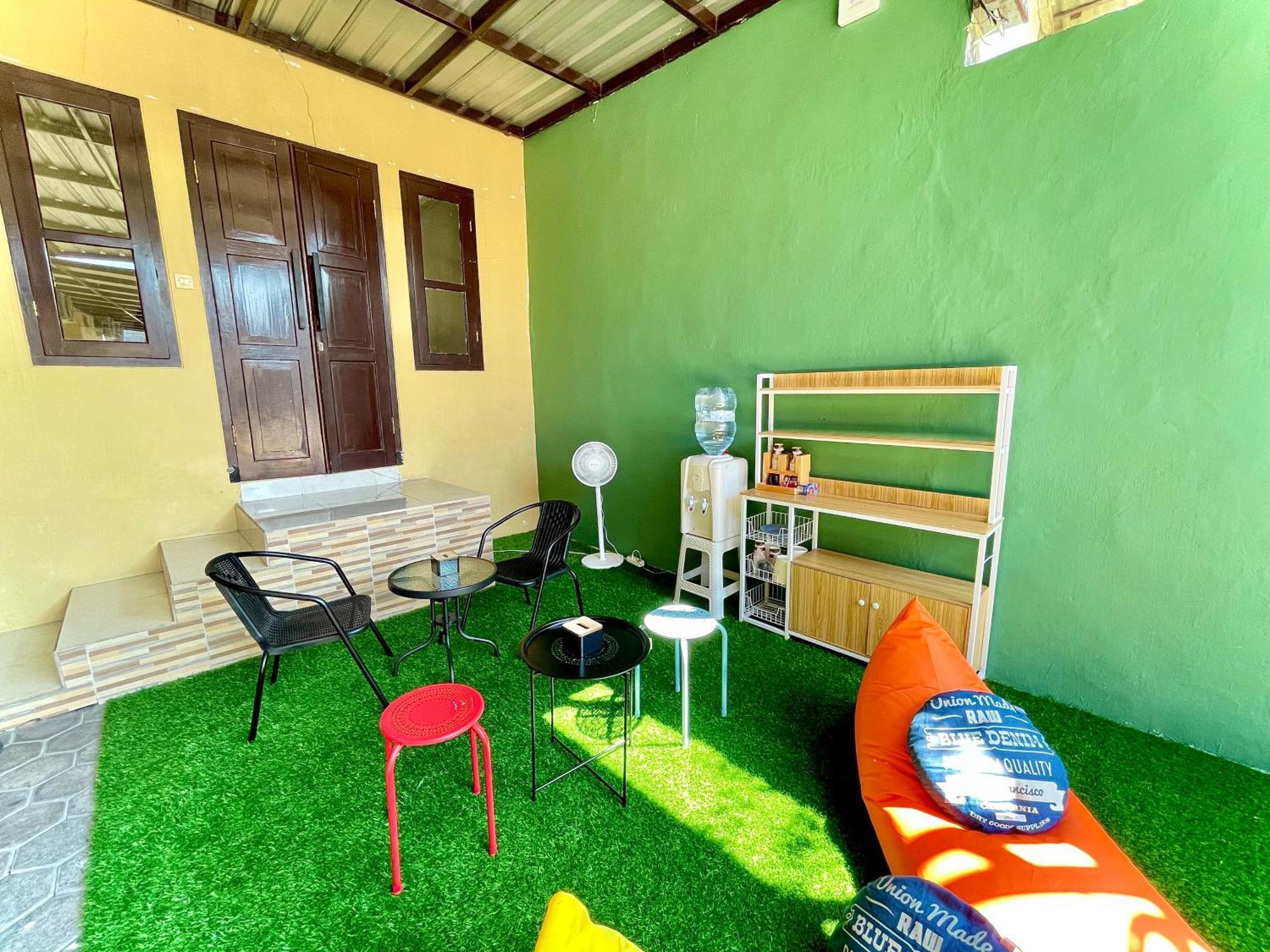 Offspring Ijen Hostel Banyuwangi 외부 사진