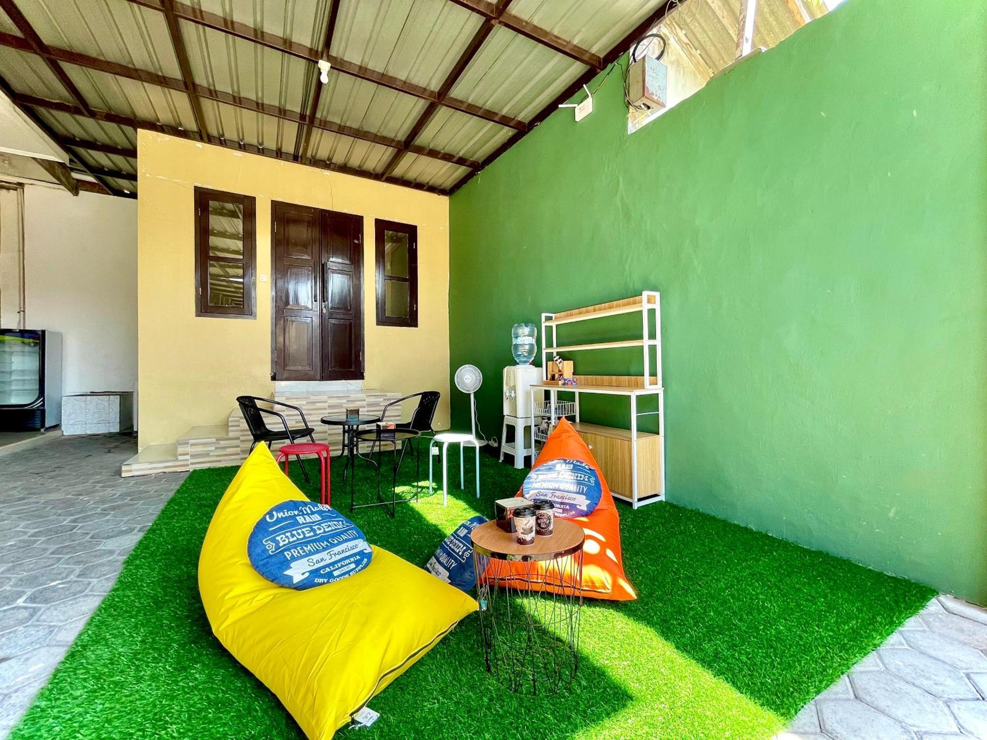 Offspring Ijen Hostel Banyuwangi 외부 사진